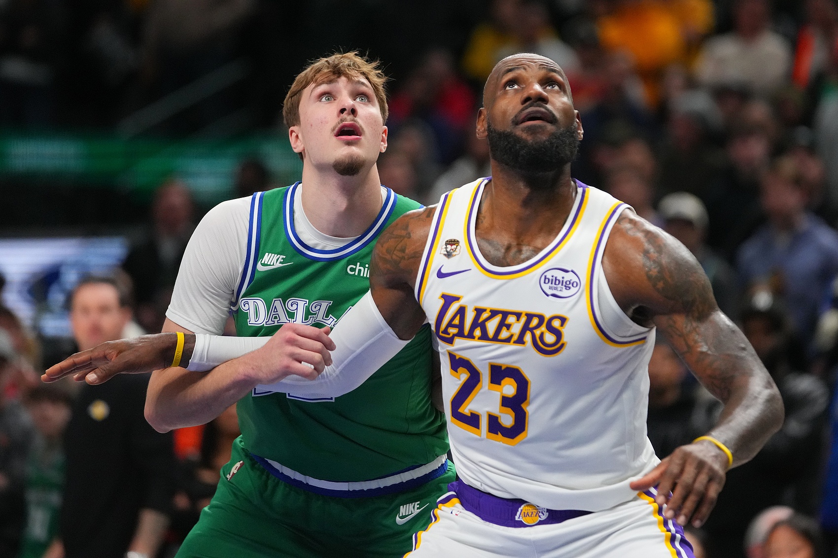 弗拉格45分对飚詹姆斯30分 创NBA历史首次青少年与40+球员同场30+纪录