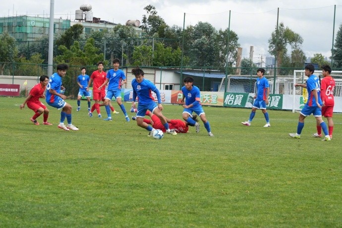 上海申花U20 7-2横扫湖北青年星 四轮不败强势出线 上海申花U20 7-2横扫湖北青年星 四轮不败强势出线