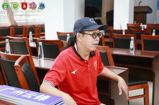 “穗安街超”五人制争霸赛启动 周穗安：专业赛制助U12球员延续足球生涯