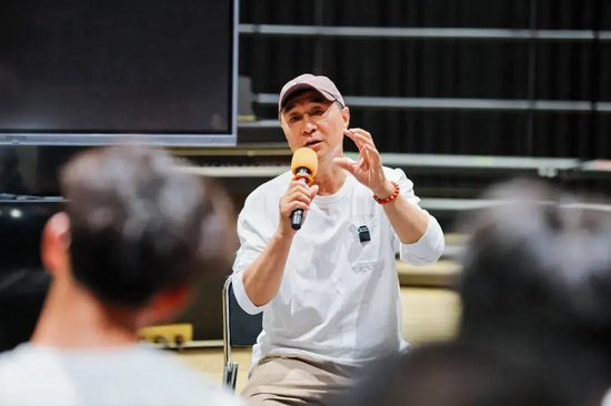 贾秀全三年后拒中甲邀约 转战校园青训:从职业足球到基层教练 贾秀全三年后拒中甲邀约 转战校园青训:从职业足球到基层教练