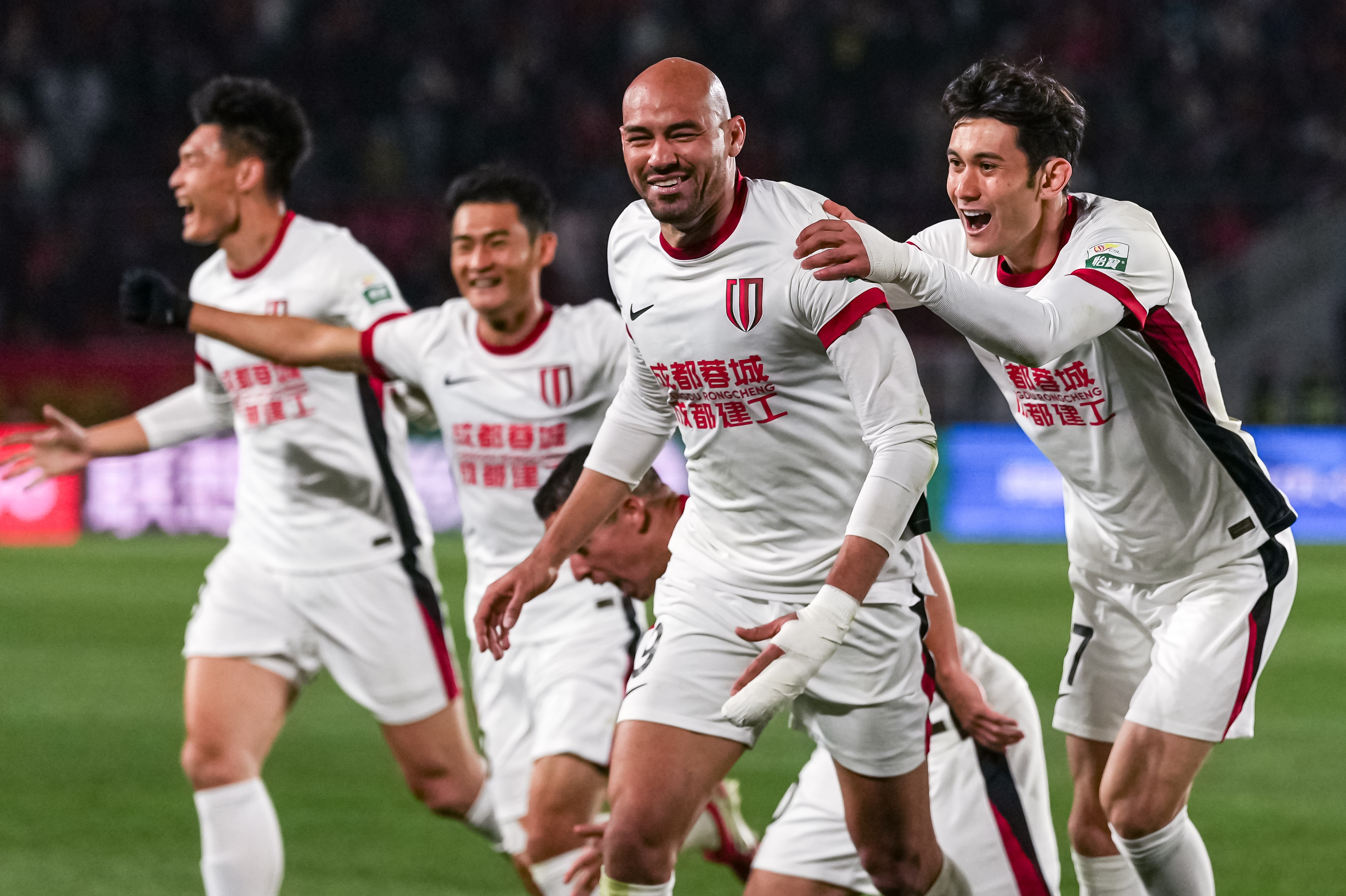 主场3-0完胜,蓉城终结对河南四连败 主场3-0完胜,蓉城终结对河南四连败